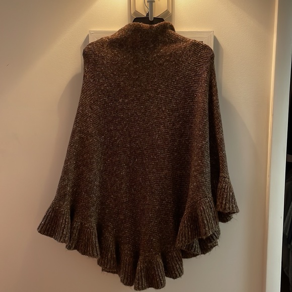 Cabi Ruffle Sweater Wrap - Picture 2 of 4